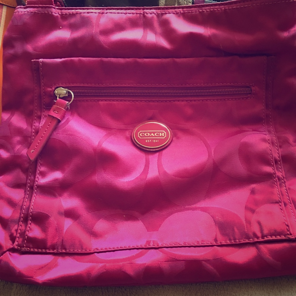 Coach medium purse